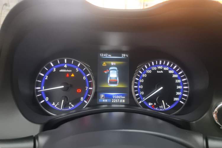 Used Infiniti Q50L 2015 2.0T Sport Edition Instrument Cluster