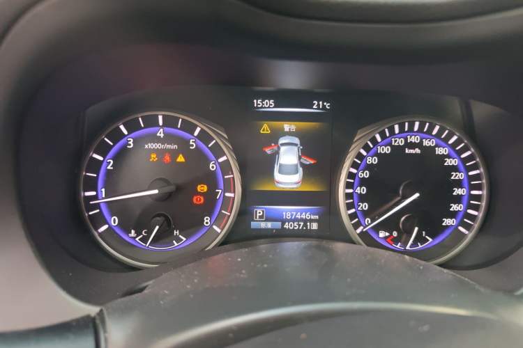Used Infiniti Q50L 2015 2.0T Luxury Edition Instrument Cluster