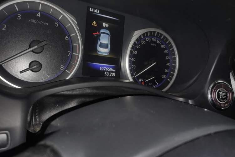 Used Infiniti Q50L 2015 2.0T Enjoyment Edition Interior 1