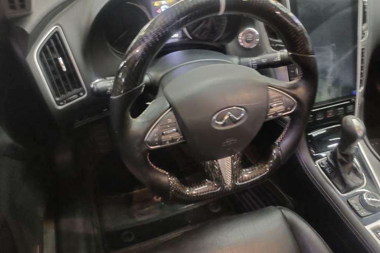 Used Infiniti Q50L 2015 2.0T Enjoyment Edition Interior 3