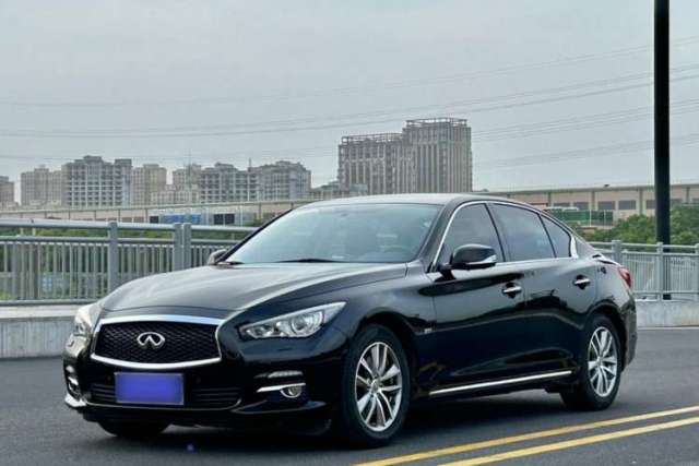 Ojetý Infiniti Q50L 2015 2.0T Luxury Edition