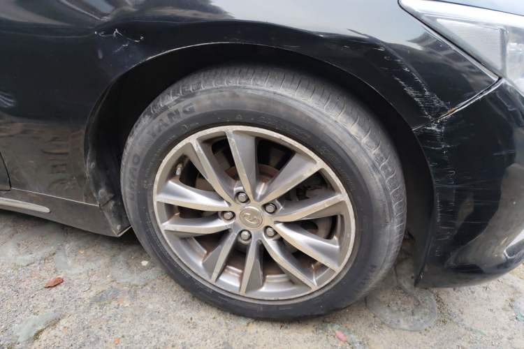 Used Infiniti Q50L 2015 2.0T Enjoyment Edition Right Front Wheel Hub