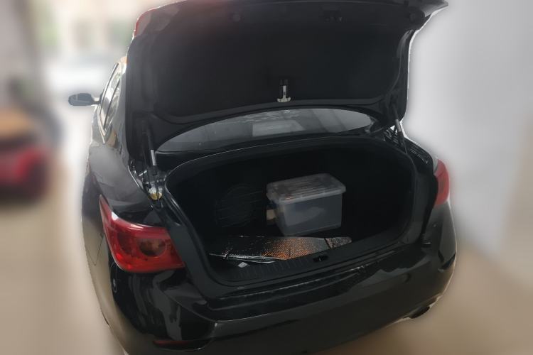 Used Infiniti Q50L 2015 2.0T Sport Edition Trunk