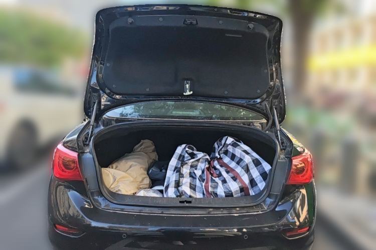 Used Infiniti Q50L 2015 2.0T Luxury Edition Trunk
