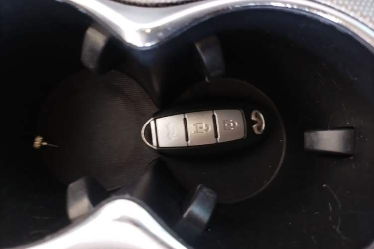 Used Infiniti Q50L 2015 2.0T Enjoyment Edition Vehicle Key