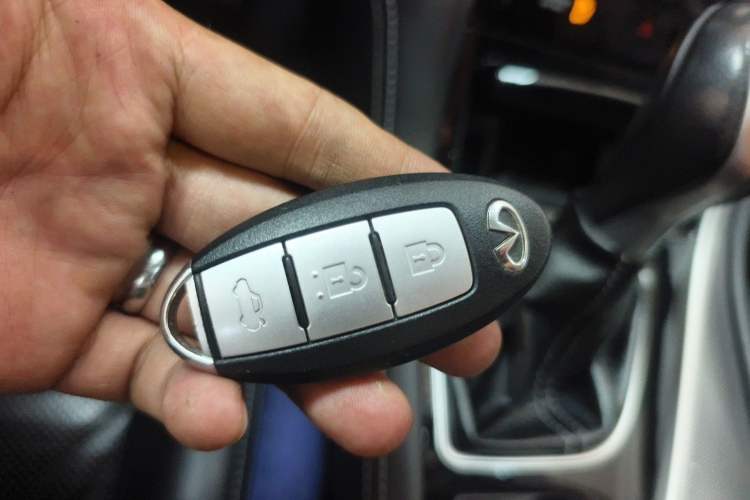 Used Infiniti Q50L 2015 2.0T Sport Edition Vehicle Key