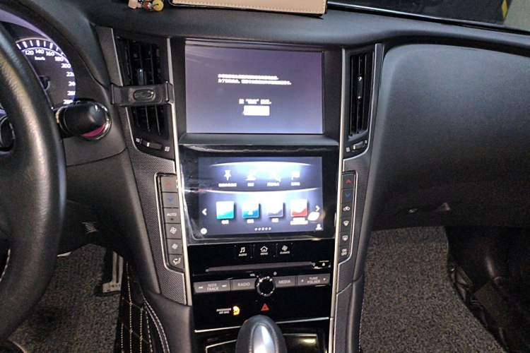 Used Infiniti Q50L 2015 2.0T Enjoyment Edition Audio And AC Panel