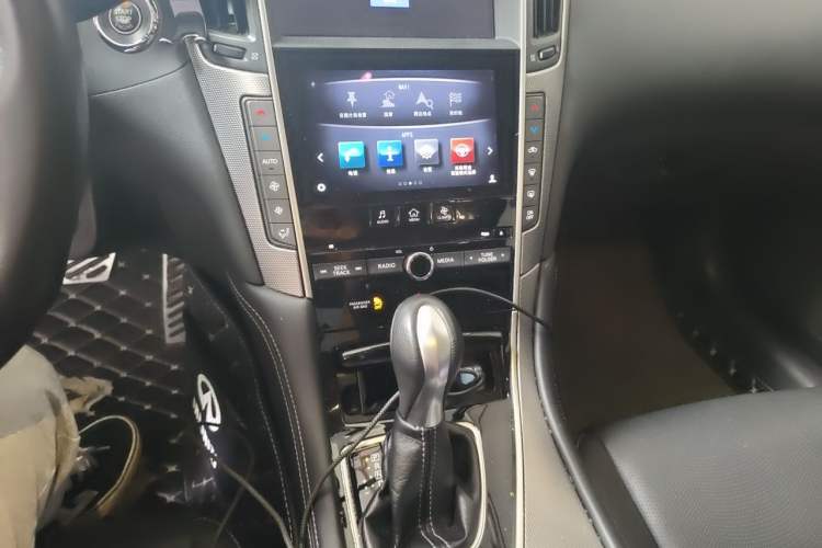 Used Infiniti Q50L 2015 2.0T Enjoyment Edition Audio And AC Panel