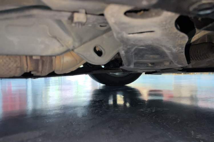 Used Infiniti Q50L 2015 2.0T Enjoyment Edition Chassis Front Right