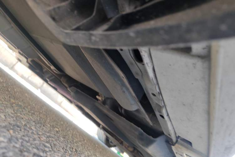 Used Infiniti Q50L 2015 2.0T Sport Edition Chassis Rear Right