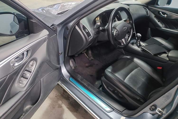 Used Infiniti Q50L 2015 2.0T Enjoyment Edition Driver Seat