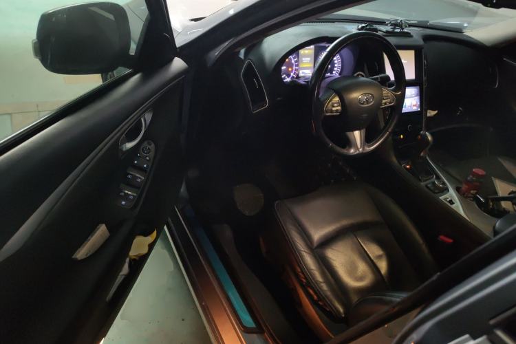 Used Infiniti Q50L 2015 2.0T Enjoyment Edition Driver Seat