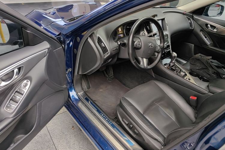 Used Infiniti Q50L 2015 2.0T Enjoyment Edition Driver Seat