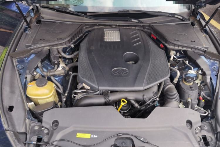 Used Infiniti Q50L 2015 2.0T Luxury Edition Engine Bay