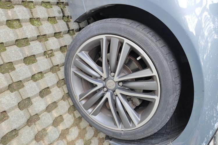 Used Infiniti Q50L 2015 2.0T Sport Edition Exterior 1