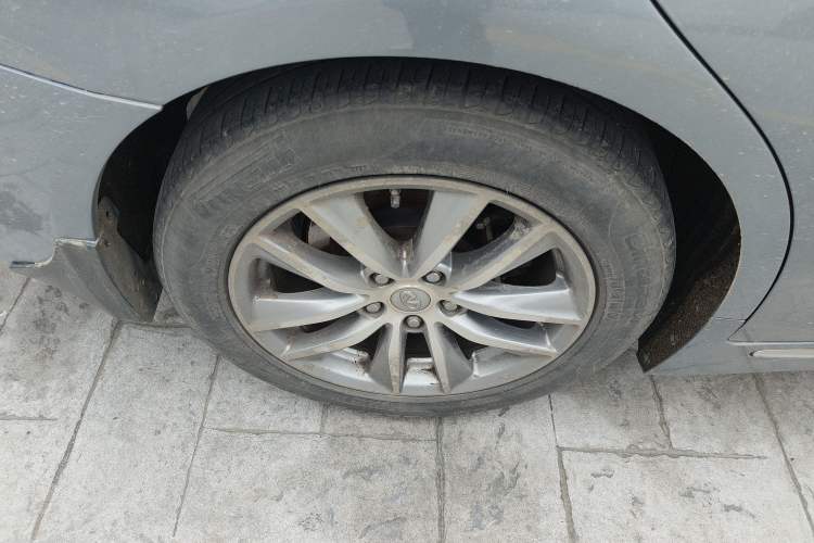 Used Infiniti Q50L 2015 2.0T Comfort Edition Exterior 5