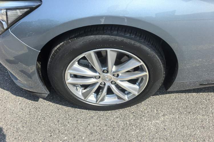 Used Infiniti Q50L 2015 2.0T Enjoyment Edition Exterior 6