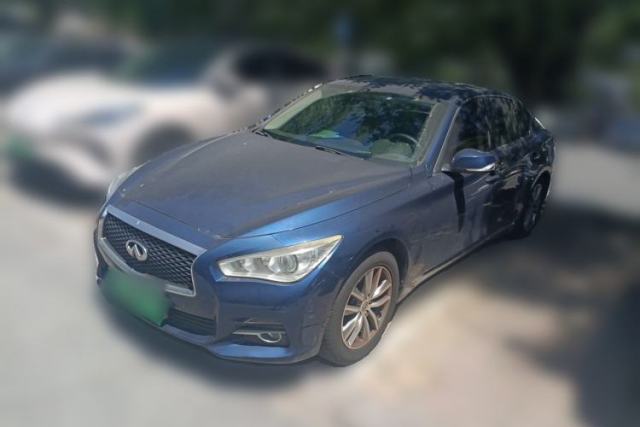 Ojetý Infiniti Q50L 2015 2.0T Comfort Edition