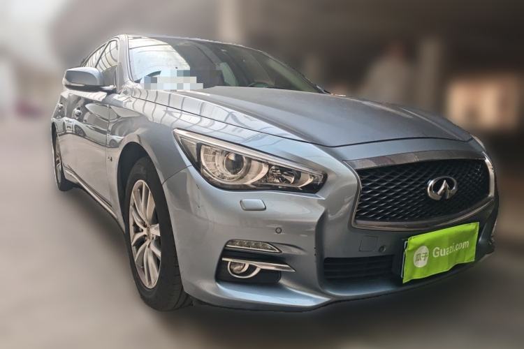 Used Infiniti Q50L 2015 2.0T Enjoyment Edition Front Right 45 Deg