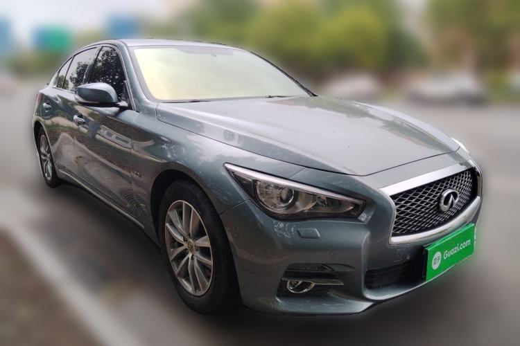 Used Infiniti Q50L 2015 2.0T Enjoyment Edition Front Right 45 Deg