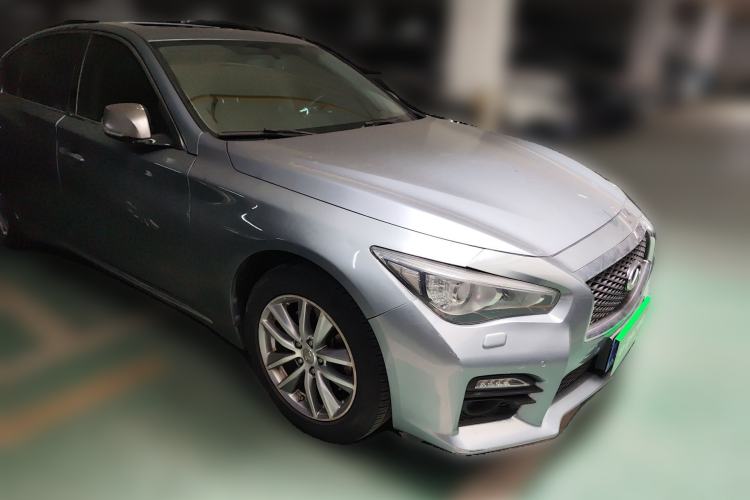 Used Infiniti Q50L 2015 2.0T Enjoyment Edition Front Right 45 Deg