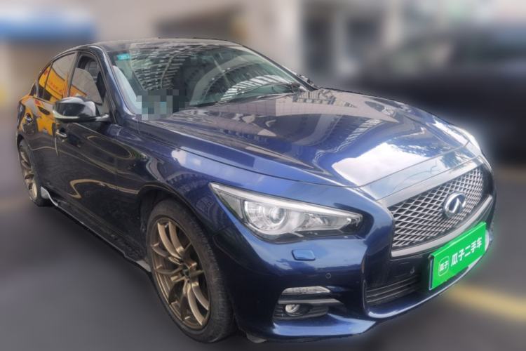 Used Infiniti Q50L 2015 2.0T Luxury Edition Front Right 45 Deg