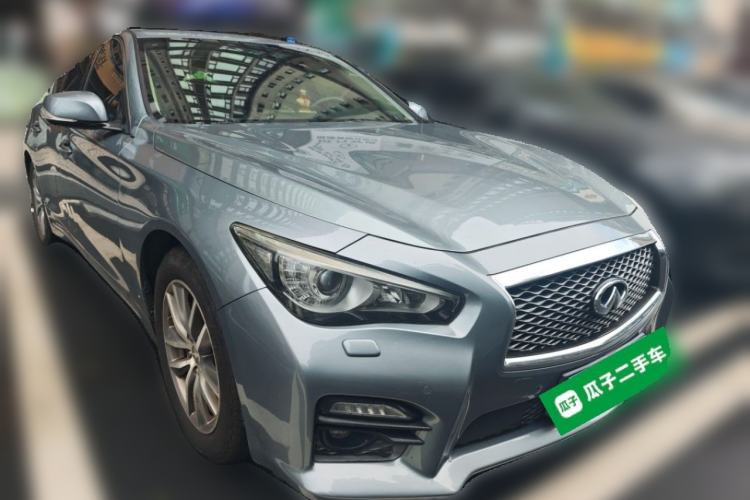 Used Infiniti Q50L 2015 2.0T Enjoyment Edition Front Right 45 Deg