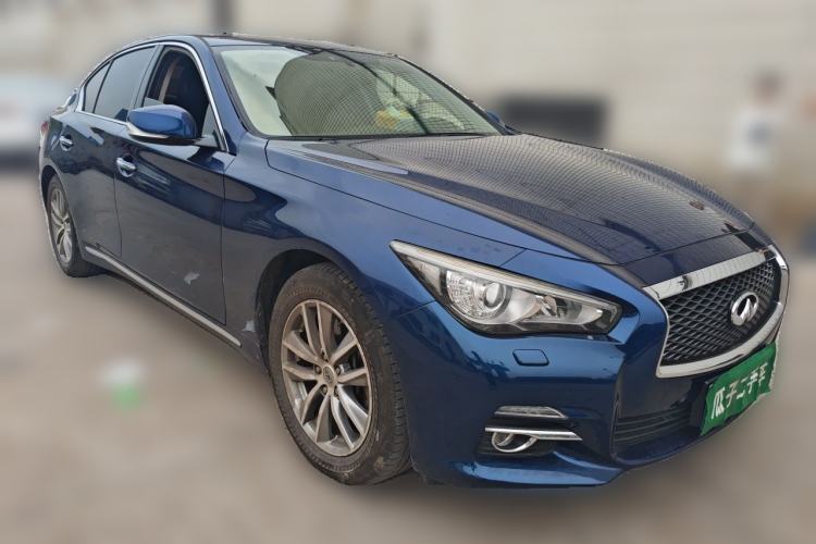 Used Infiniti Q50L 2015 2.0T Enjoyment Edition Front Right 45 Deg