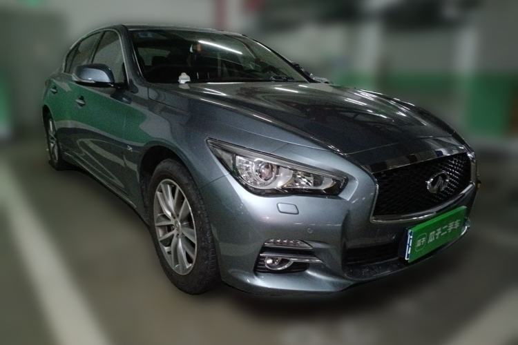 Used Infiniti Q50L 2015 2.0T Enjoyment Edition Front Right 45 Deg
