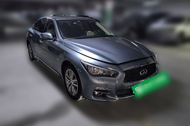 Used Infiniti Q50L 2015 2.0T Enjoyment Edition Front Right 45 Deg
