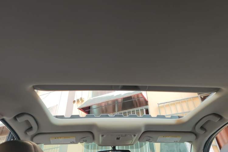 Used Infiniti Q50L 2015 2.0T Enjoyment Edition Headliner