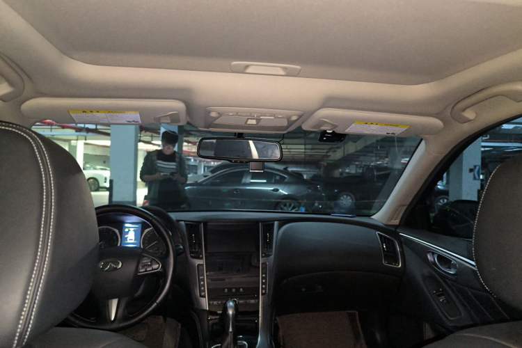 Used Infiniti Q50L 2015 2.0T Enjoyment Edition Headliner