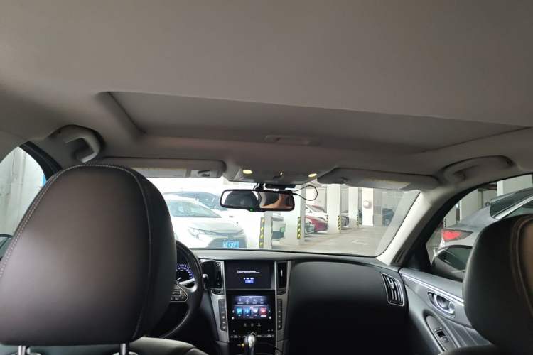 Used Infiniti Q50L 2015 2.0T Enjoyment Edition Headliner