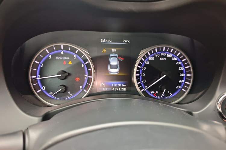 Used Infiniti Q50L 2015 2.0T Enjoyment Edition Instrument Cluster