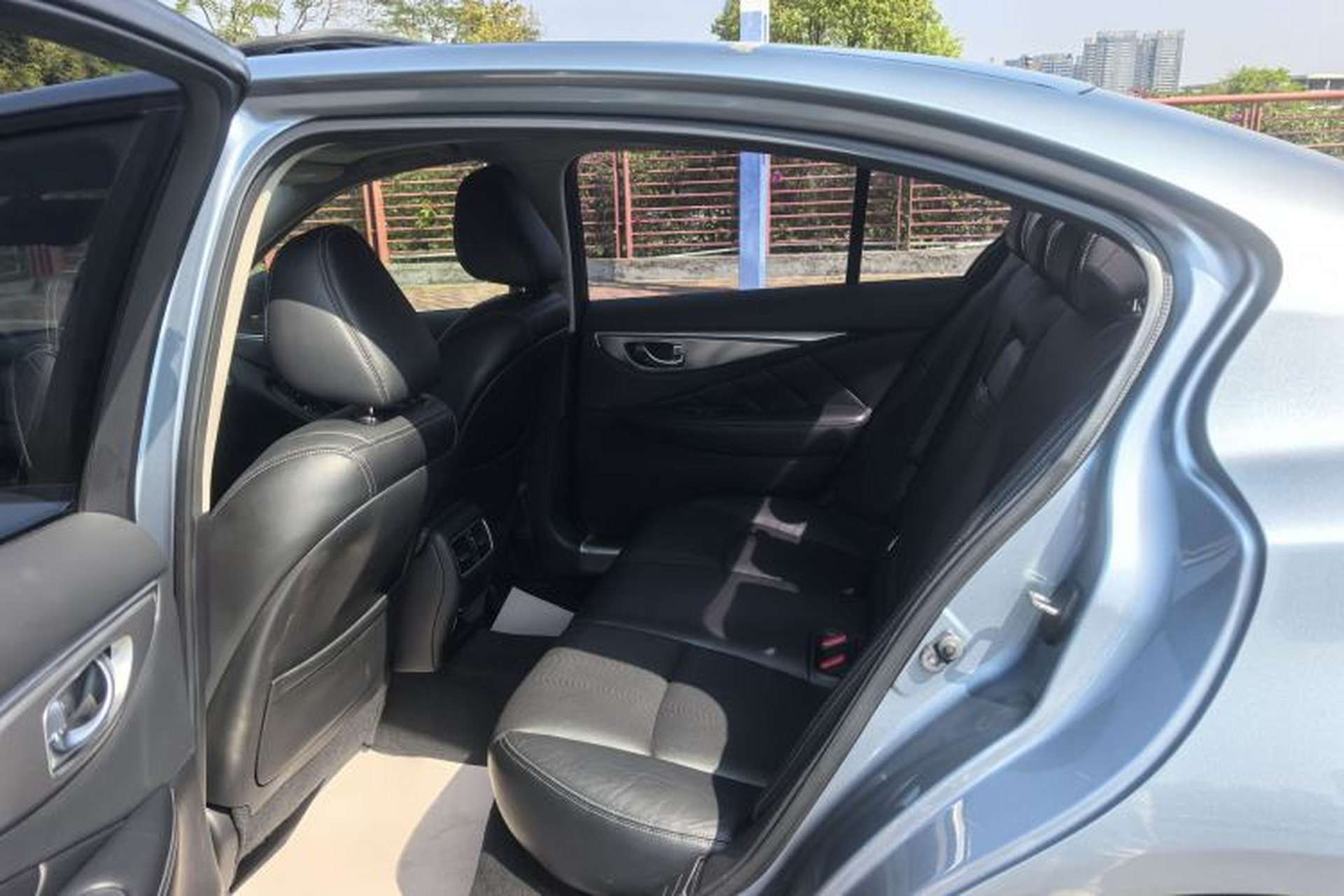 Used Infiniti Q50L 2015 2.0T Enjoyment Edition Interior 3