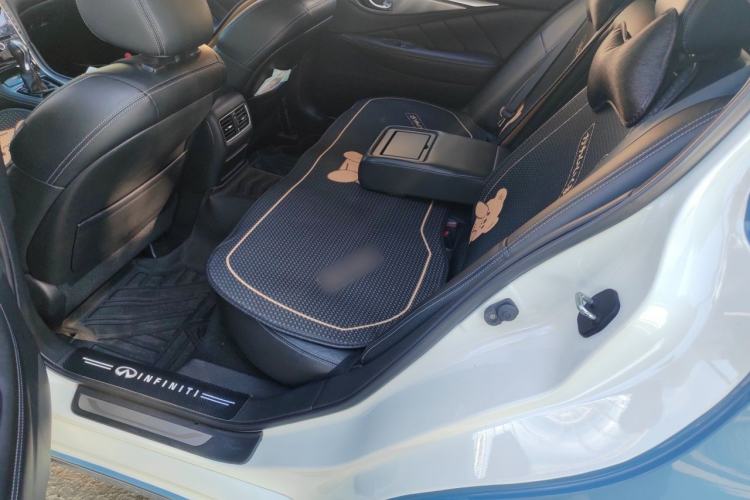 Used Infiniti Q50L 2015 2.0T Sport Edition Left Rear Seat
