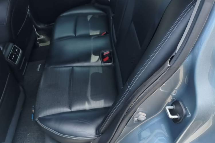 Used Infiniti Q50L 2015 2.0T Sport Edition Left Rear Seat