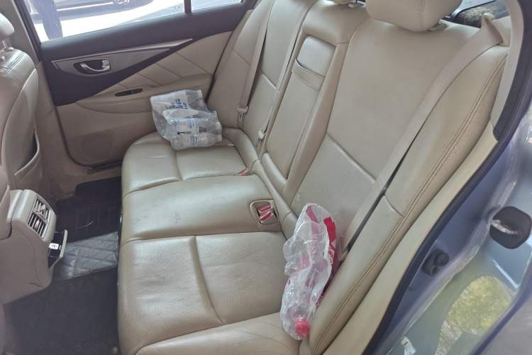 Used Infiniti Q50L 2015 2.0T Enjoyment Edition Left Rear Seat