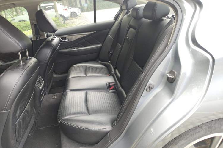 Used Infiniti Q50L 2015 2.0T Sport Edition Left Rear Seat
