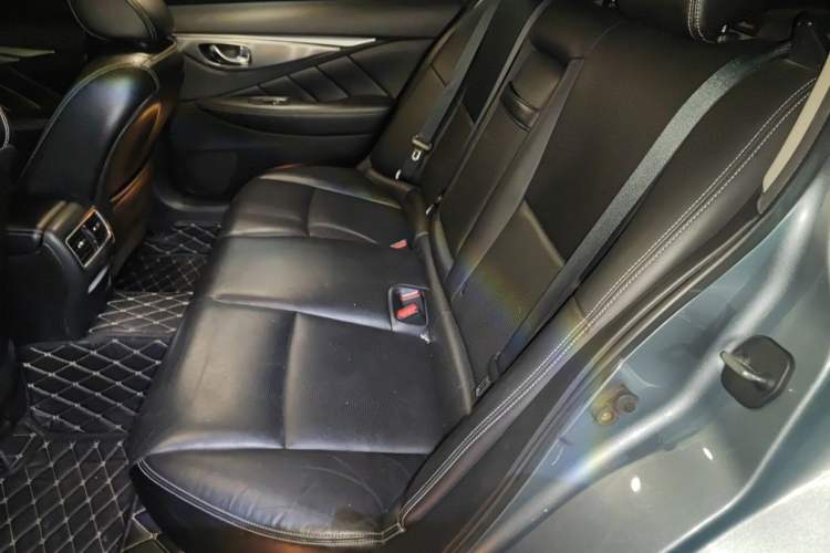 Used Infiniti Q50L 2015 2.0T Enjoyment Edition Left Rear Seat