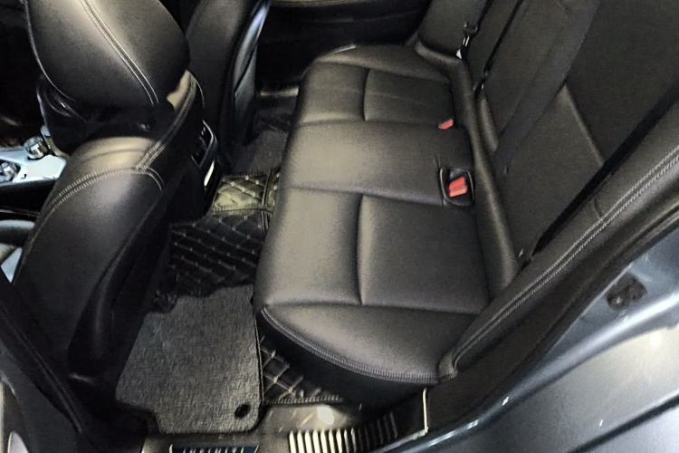 Used Infiniti Q50L 2015 2.0T Enjoyment Edition Left Rear Seat