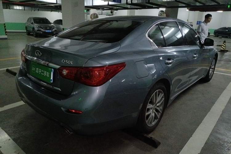 Used Infiniti Q50L 2015 2.0T Enjoyment Edition Rear Right 45 Deg