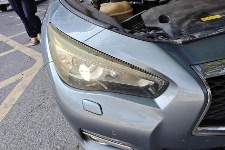 Used Infiniti Q50L 2015 2.0T Enjoyment Edition Right Front Headlight