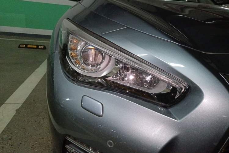 Used Infiniti Q50L 2015 2.0T Enjoyment Edition Right Front Headlight