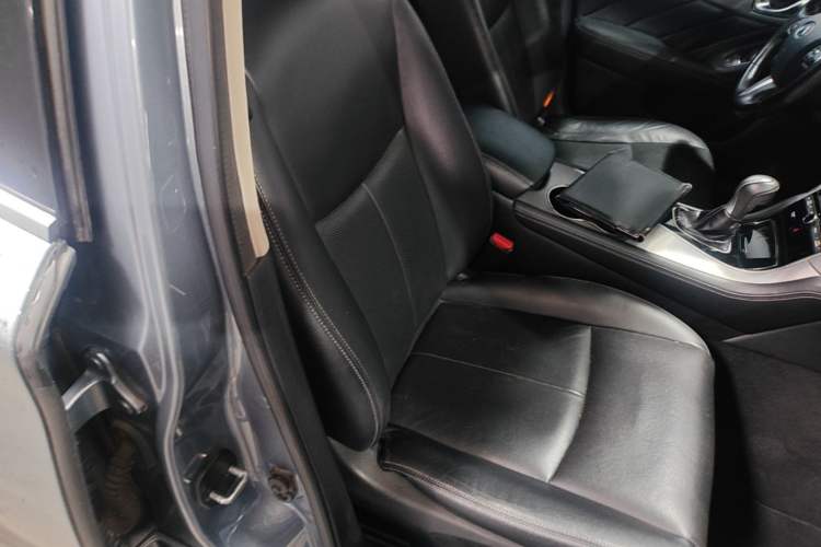 Used Infiniti Q50L 2015 2.0T Enjoyment Edition Right Front Seat
