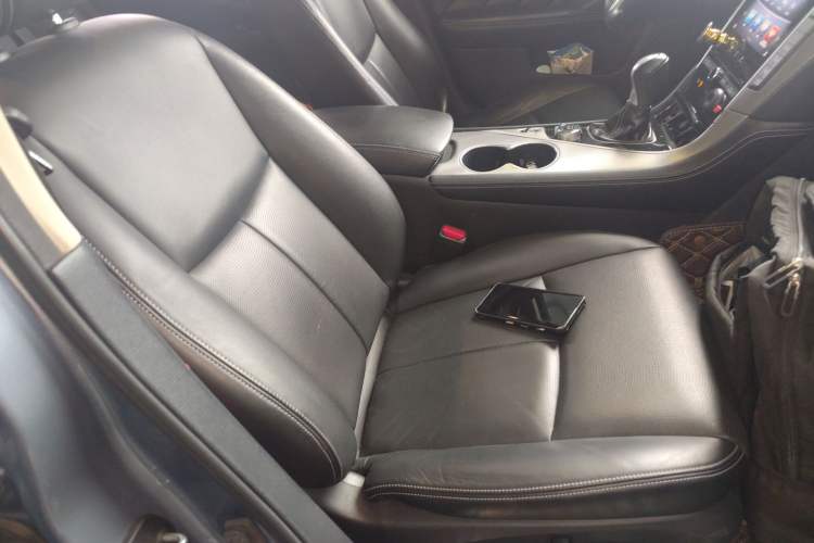 Used Infiniti Q50L 2015 2.0T Enjoyment Edition Right Front Seat