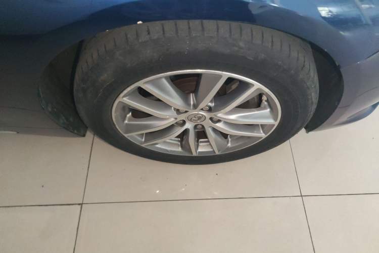 Used Infiniti Q50L 2015 2.0T Enjoyment Edition Right Front Wheel Hub