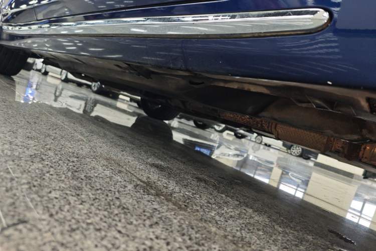 Used Infiniti Q50L 2015 2.0T Enjoyment Edition Right Side Sill
