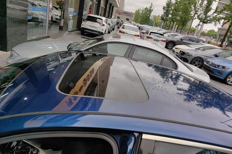 Used Infiniti Q50L 2015 2.0T Enjoyment Edition Roof