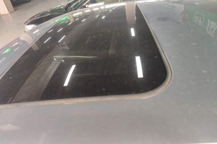 Used Infiniti Q50L 2015 2.0T Enjoyment Edition Roof